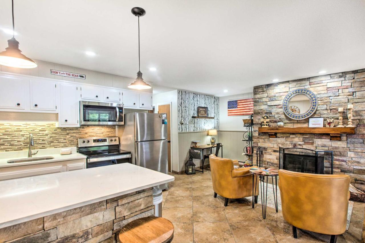 Main St Red River Ski Condo With Mountain View! Exteriör bild