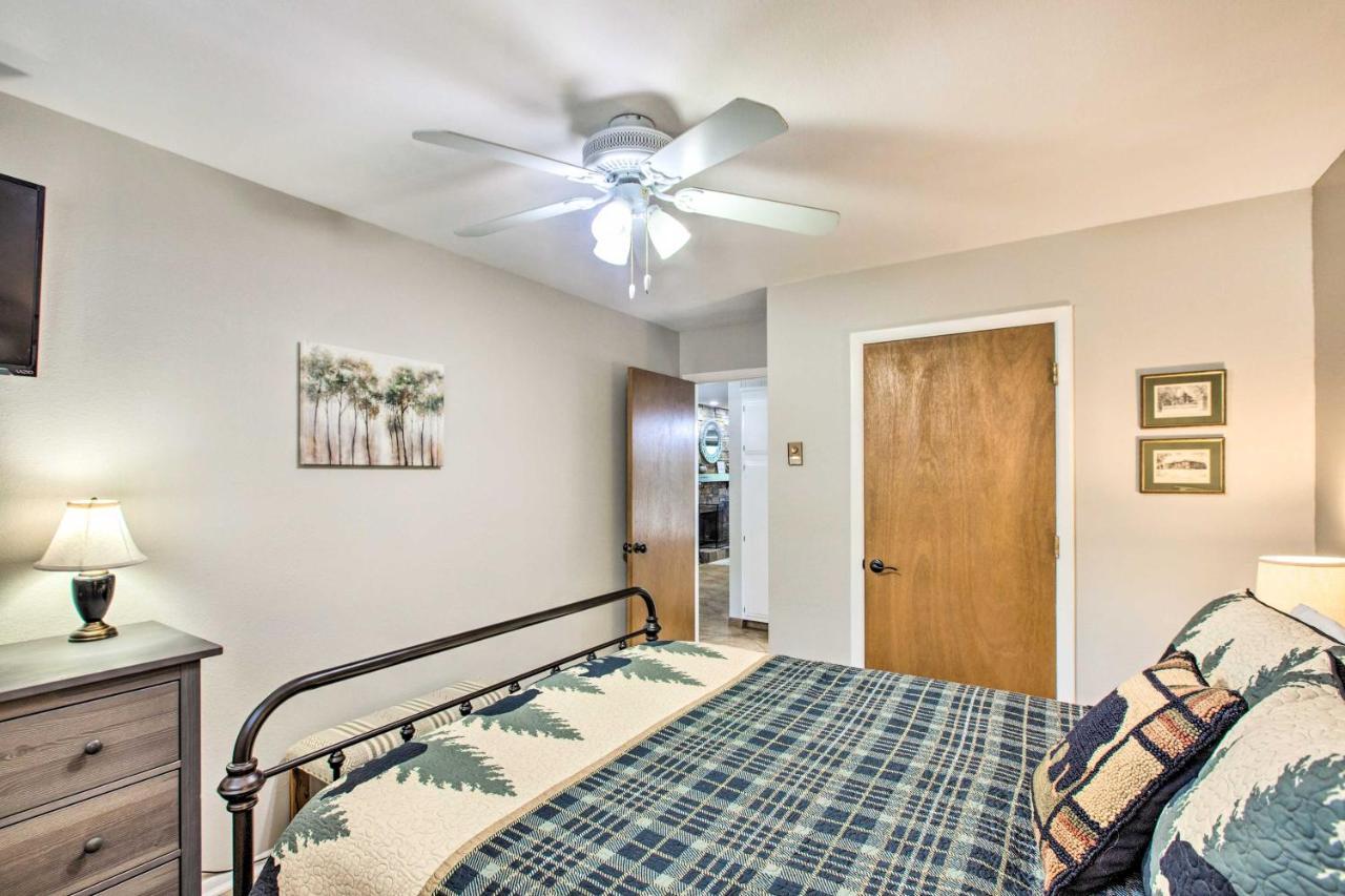 Main St Red River Ski Condo With Mountain View! Exteriör bild